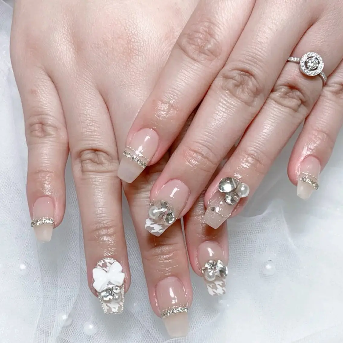 メンズ ネイル メンズ韓国風 アートネイル オーロラネイル ガーリー キラキラネイル ハンドネイル Nail salon 木にいるのネイルデザイン
