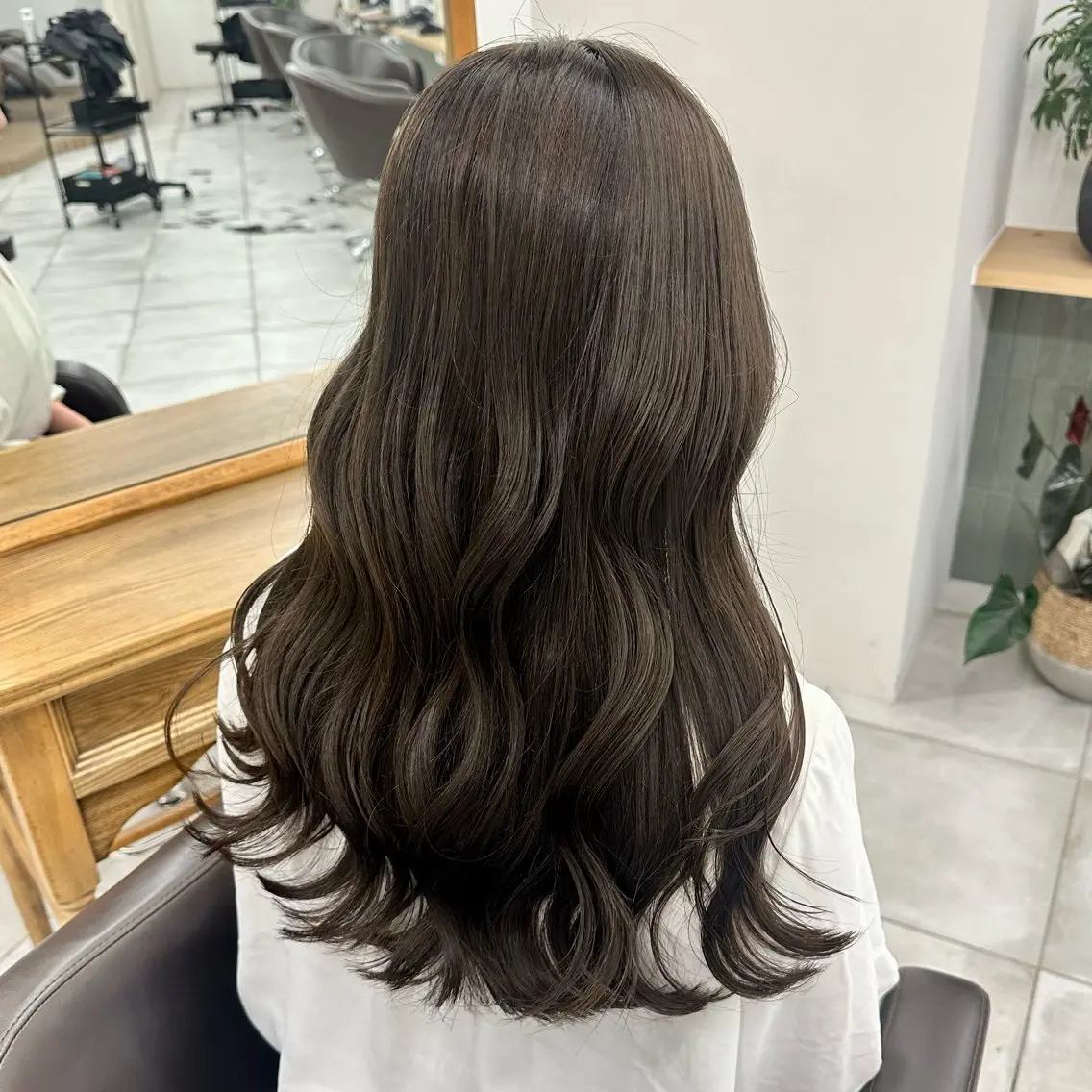 ロング カラー カット ヘアカラー トリートメント ブリーチなし/レイヤ ー特化🌈Tommyのヘアスタイル