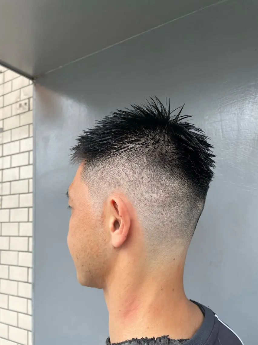 ショート メンズ フェードカット 🔥メンズ専門 美容師🔥 柳澤陵心のヘアスタイル