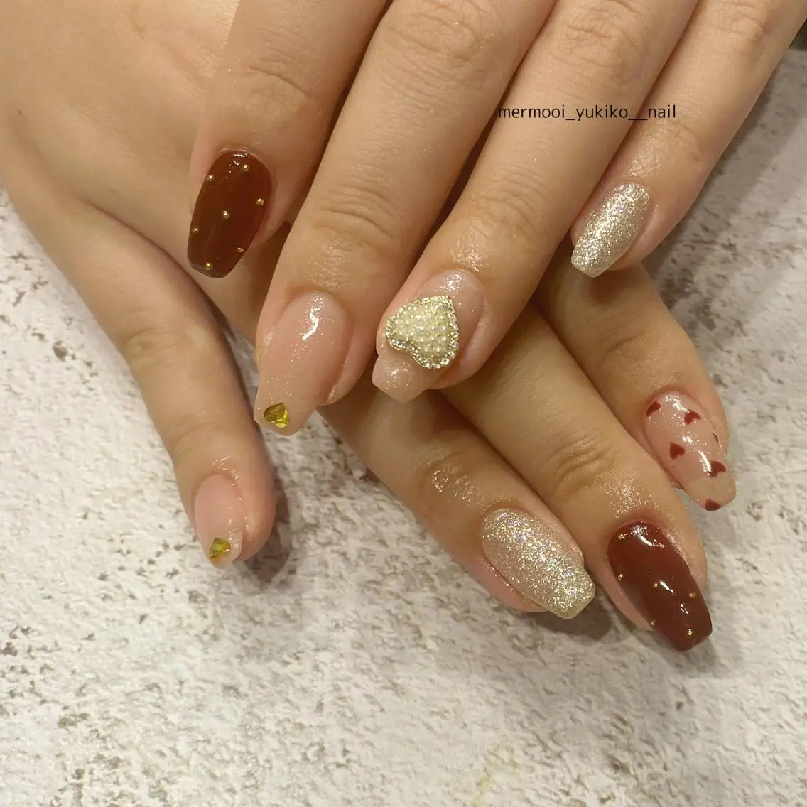ネイル ドット ハート 韓国ネイル ネイルチップ バレンタイン mermooi nailのネイルデザイン