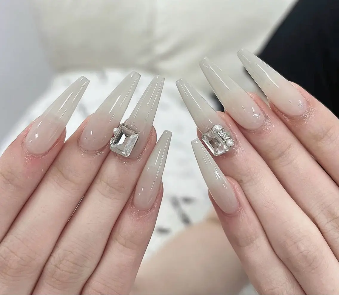 ネイル RE Nail 🎀Rin🧸のネイルデザイン