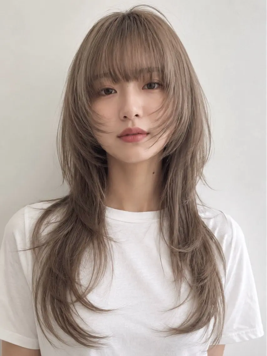 ロング カラー ショートボブ アッシュ アッシュグレー バレイヤージュ ミストバング カット ヘアカラー トリートメント ウルフカット 811 大阪梅田 ウルフのヘアスタイル