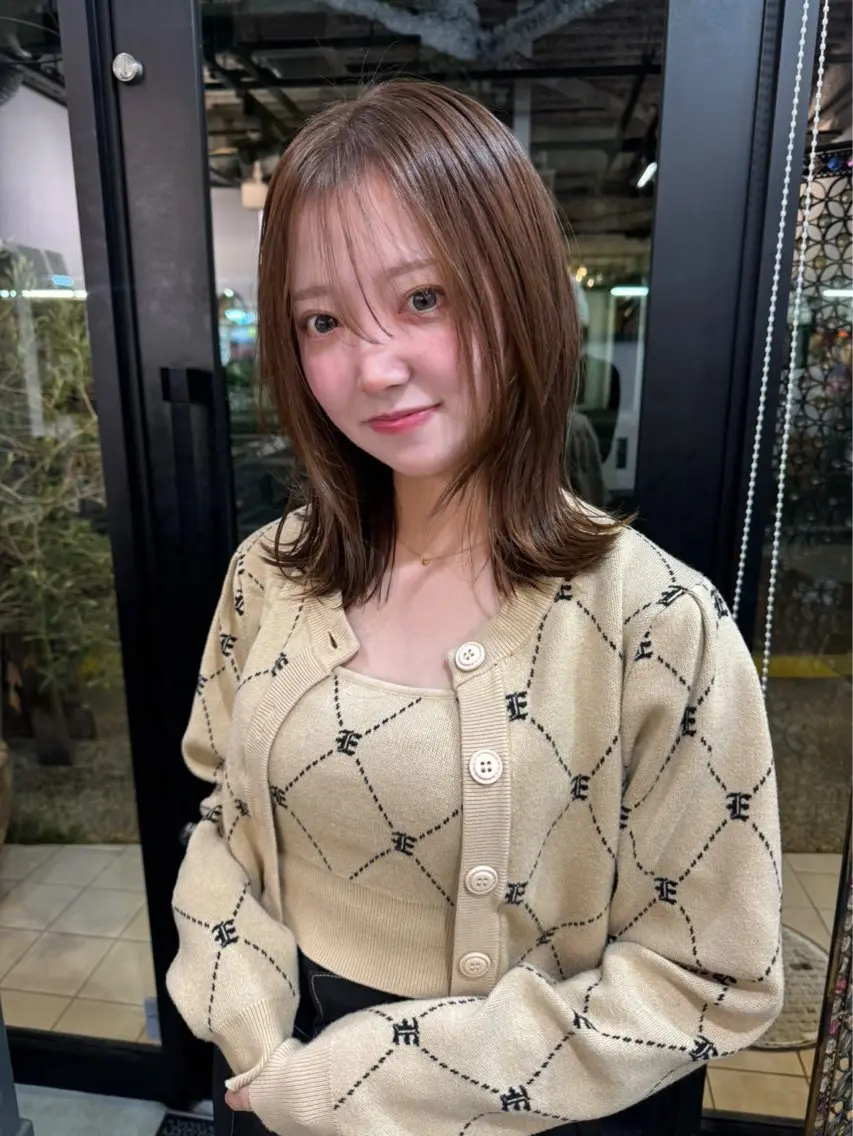 ミディアム 大塚 愛実のヘアスタイル