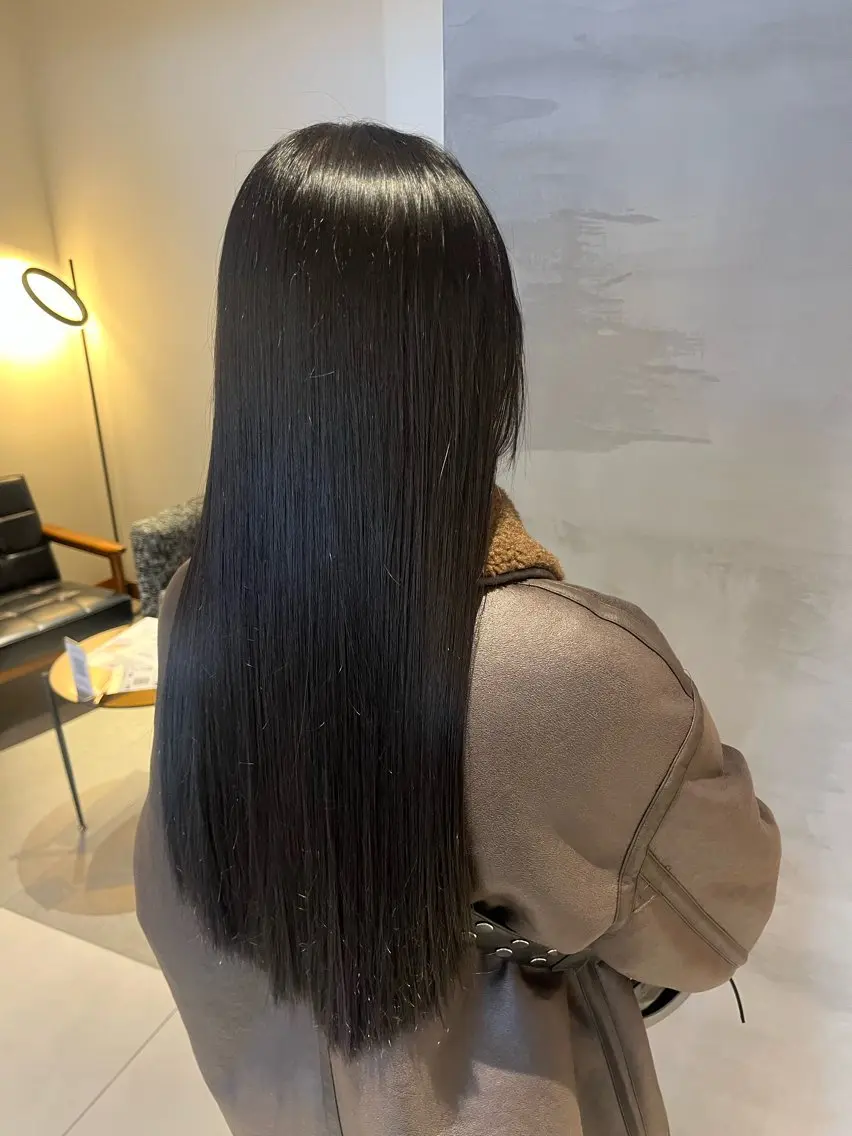 ロング 髪質改善 似合わせカット トリートメント カット トリートメント 顔周りレイヤー 髪質改善 / AYUのヘアスタイル