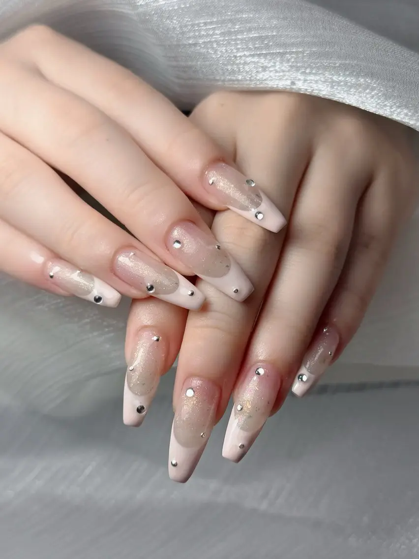 ネイル チークネイル フレンチネイル グラデーション 韓国ネイル マグネットネイル ハンドネイル Hana Nailのネイルデザイン