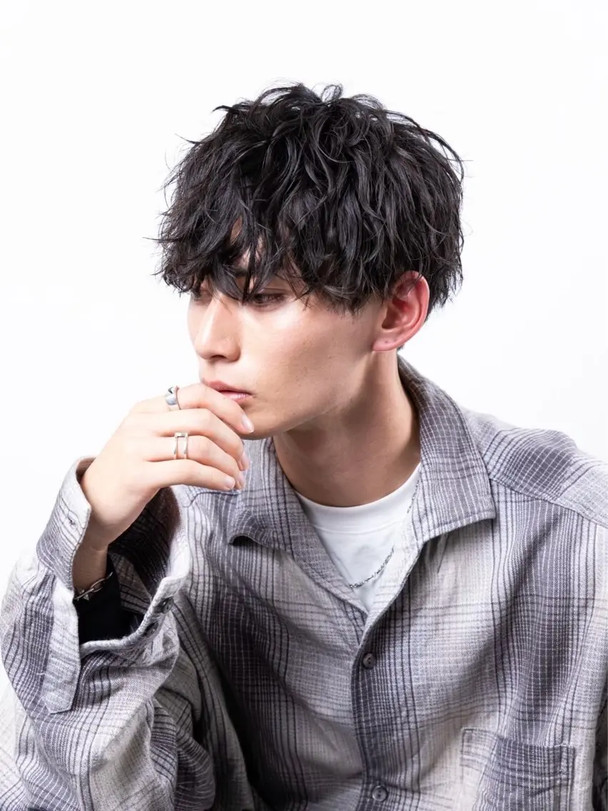 ショート パーマ メンズ メンズパーマ カット パーマ 稲村侑斗ルーズパーマ メンズパーマのヘアスタイル