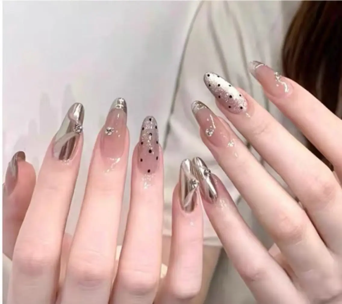 ネイル ハンドネイル H3 Nail Tsuki🦋💙のネイルデザイン