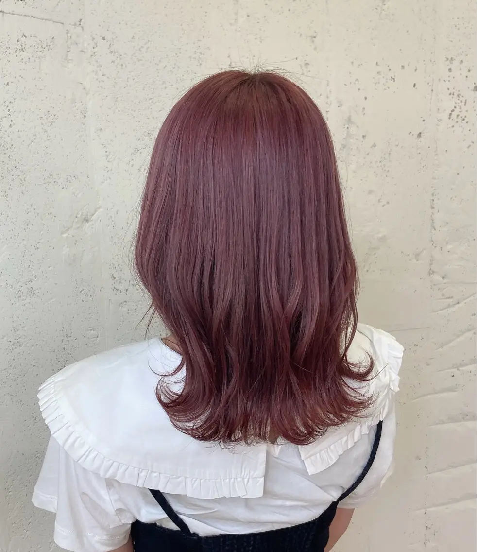 ミディアム カラー 透明感カラー🎀／ 寒色カラー／マツエクのヘアスタイル