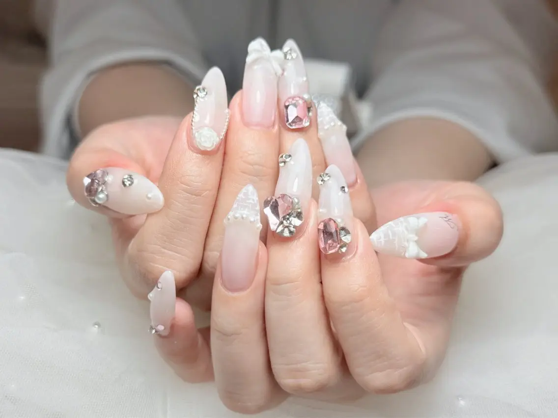 ネイル Bél Nail salonのネイルデザイン