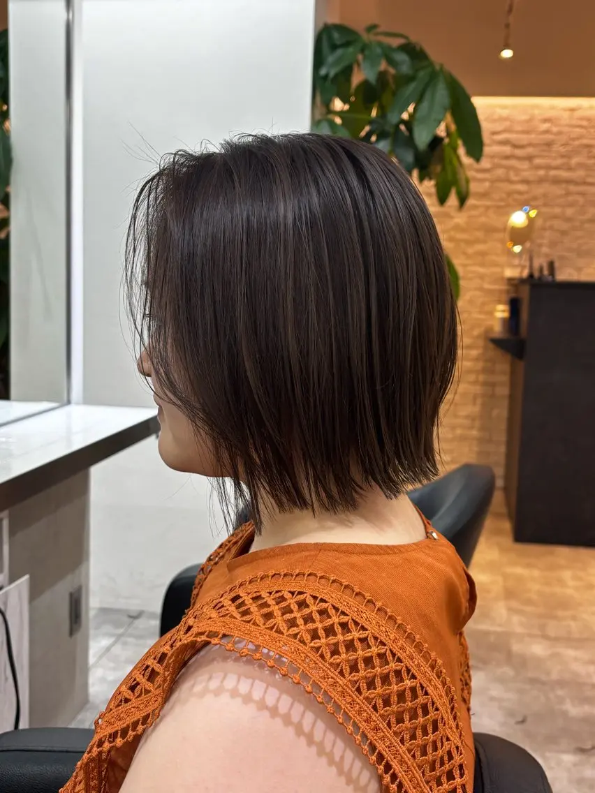 ミディアム カラー カット ヘアカラー トリートメント Ｖｉｏｔ  銀座 樋口 桃佳のヘアスタイル