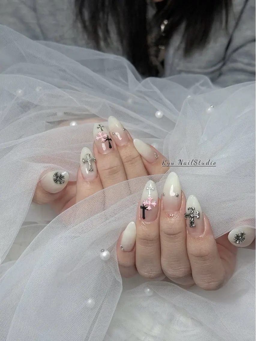 ネイル アートネイル ジェルネイル マグネットネイル ニュアンスネイル シンプルネイル ハンドネイル Ryu nail studioのネイルデザイン
