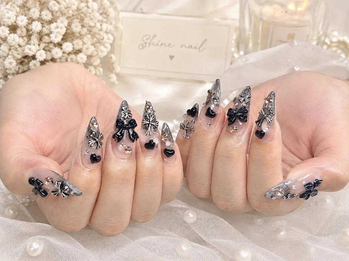 ネイル shine 🎀 長さ出し専門のネイルデザイン