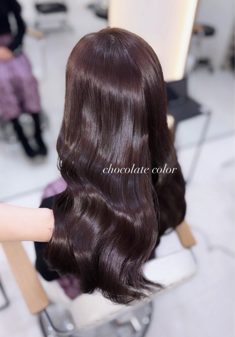 ロング カラー ブラウンカラー チョコレートブラウン カット ヘアカラー トリートメント 艶髪・透明感カラー・ 韓国ヘア・Yuriのヘアスタイル