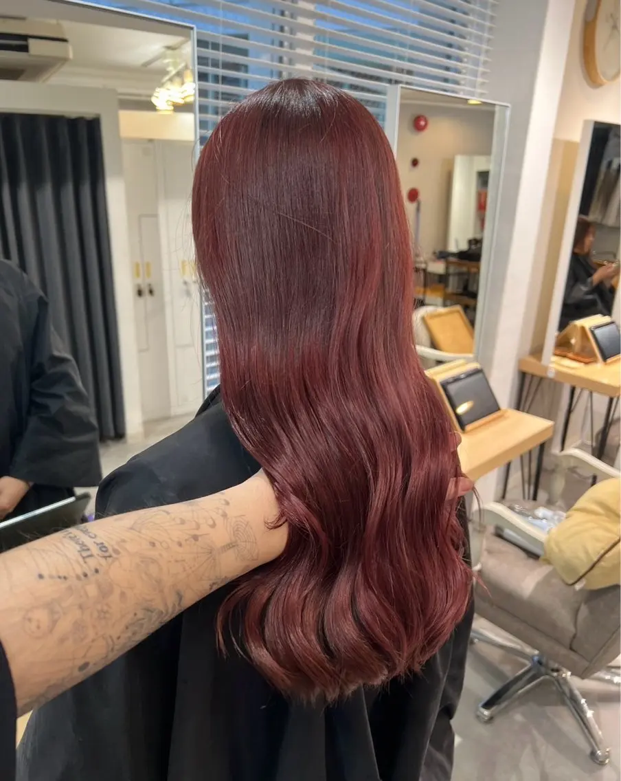 ロング カラー レッドカラー 指名数No.1 /NAOYAのヘアスタイル