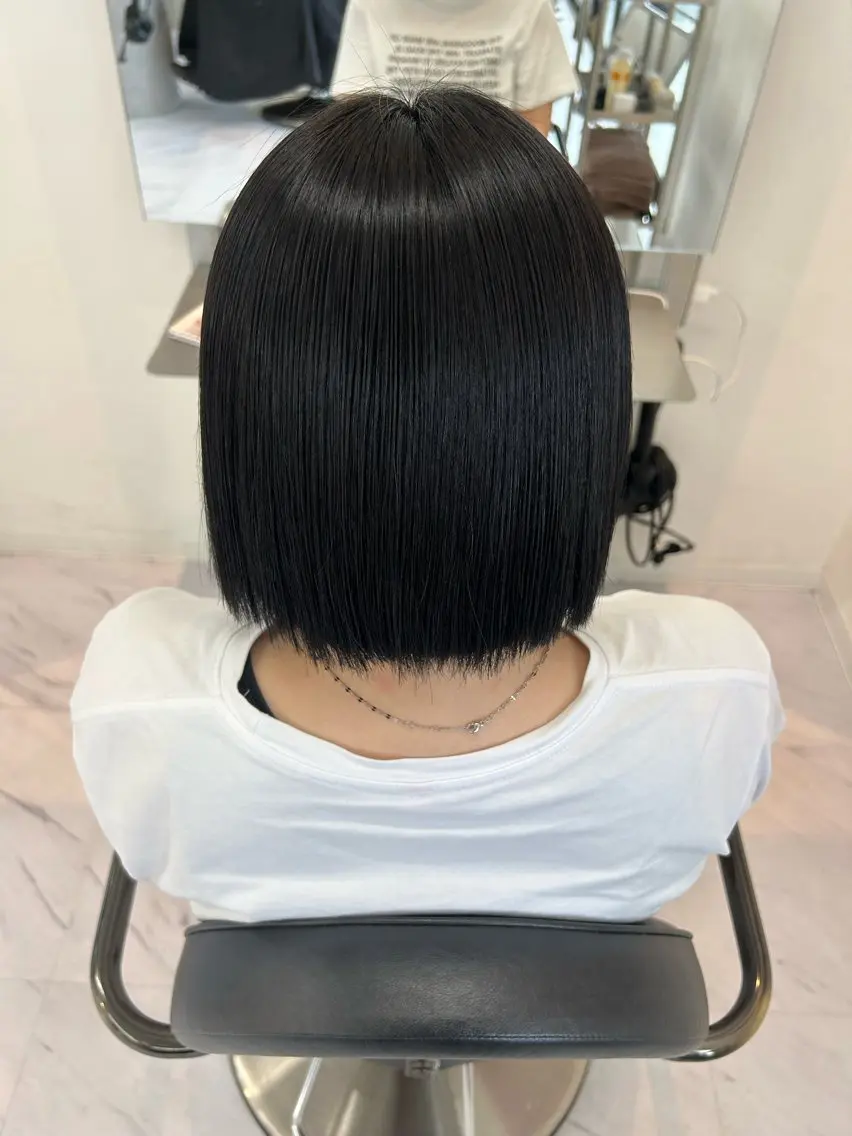 ミディアム カラー 透明感カラー 縮毛矯正 ヘアカラー 縮毛矯正 【 ViVIE 】 トモ／透明感カラーのヘアスタイル