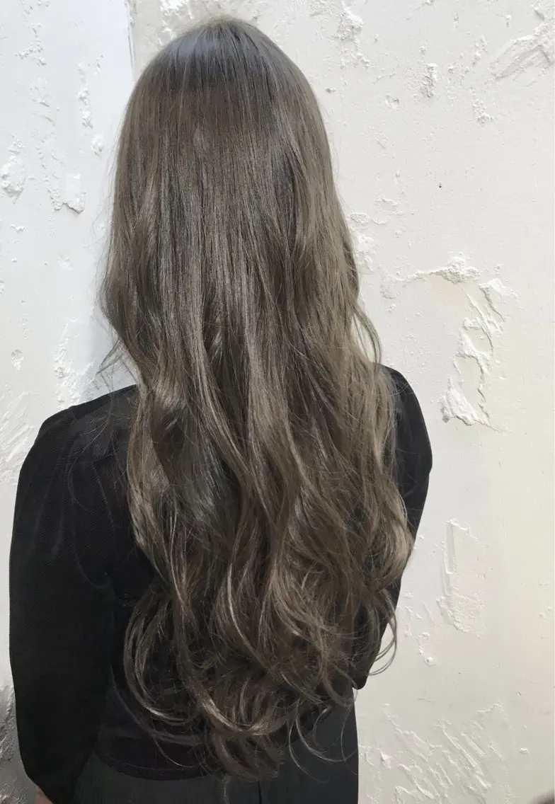 ロング カラー 🤍透明感カラー🤍 Moeのヘアスタイル