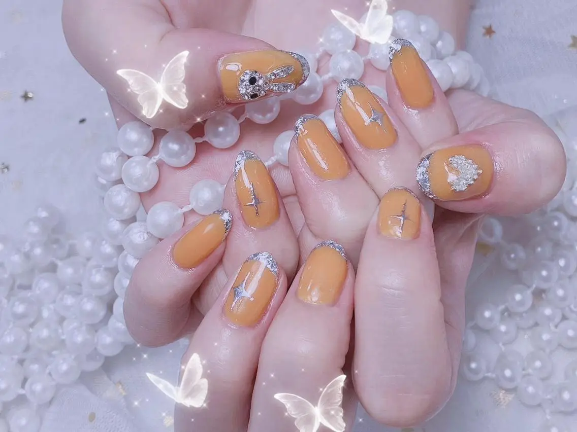 ネイル リリ 奈🎀のネイルデザイン