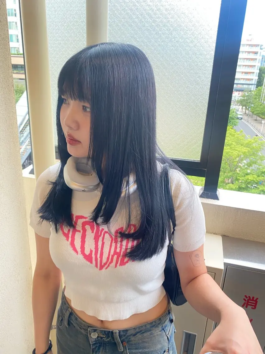 ロング 顔周りカット レイヤーカット 朴 鈴香のヘアスタイル