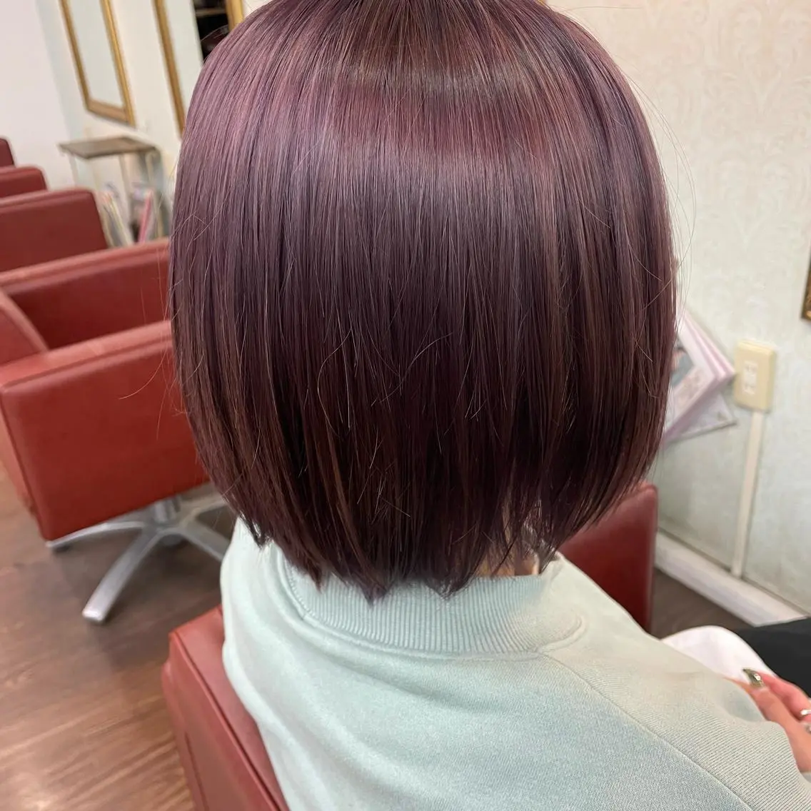 ショート カラー ヘアアレンジ ブリーチ ラベンダーカラー ラベンダーピンク ピンクカラー ハセガワ セイカのエステ・リラクイメージ