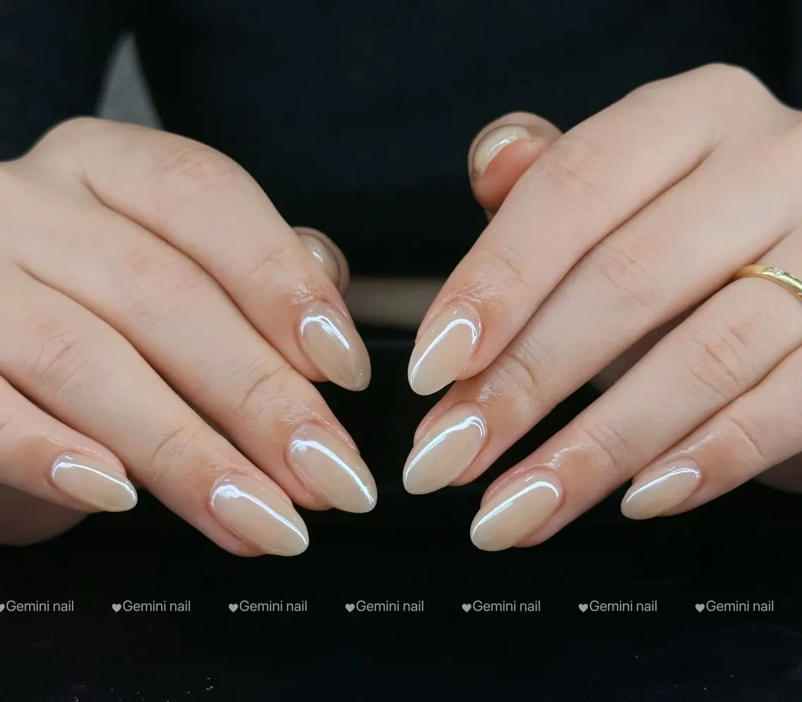 ネイル ミラーネイル ワンカラーネイル Gemini nail.Yukiのネイルデザイン