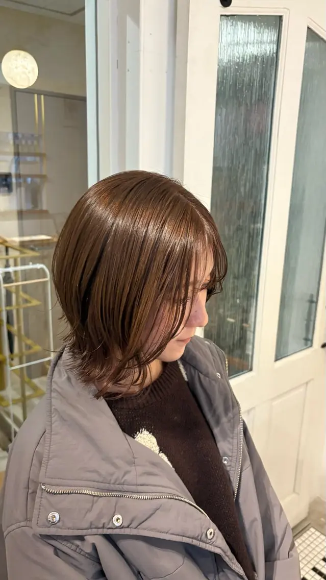 ミディアム カラー ベージュカラー ヘアカラー トリートメント rina/似合わせ/ 透明感/髪質改善のヘアスタイル