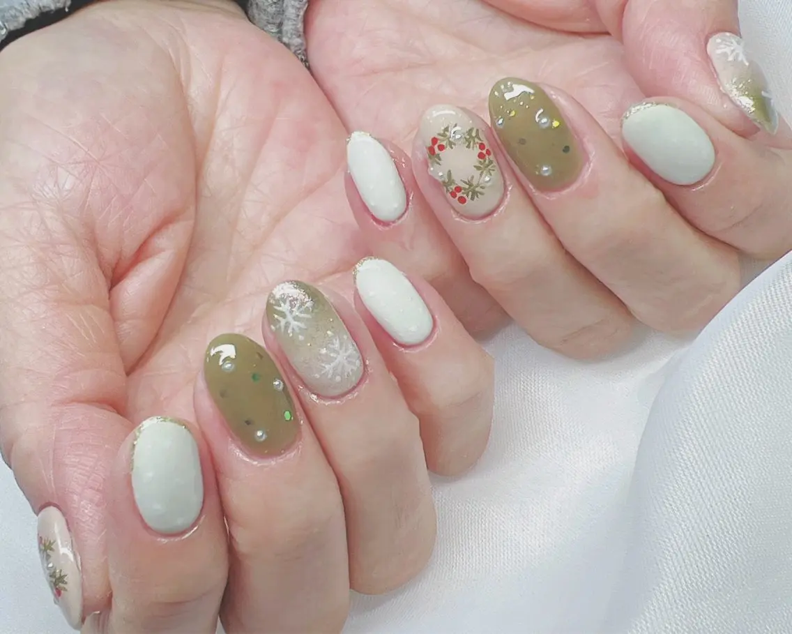 ネイル 撮影モデル Tina Nailstudioのネイルデザイン