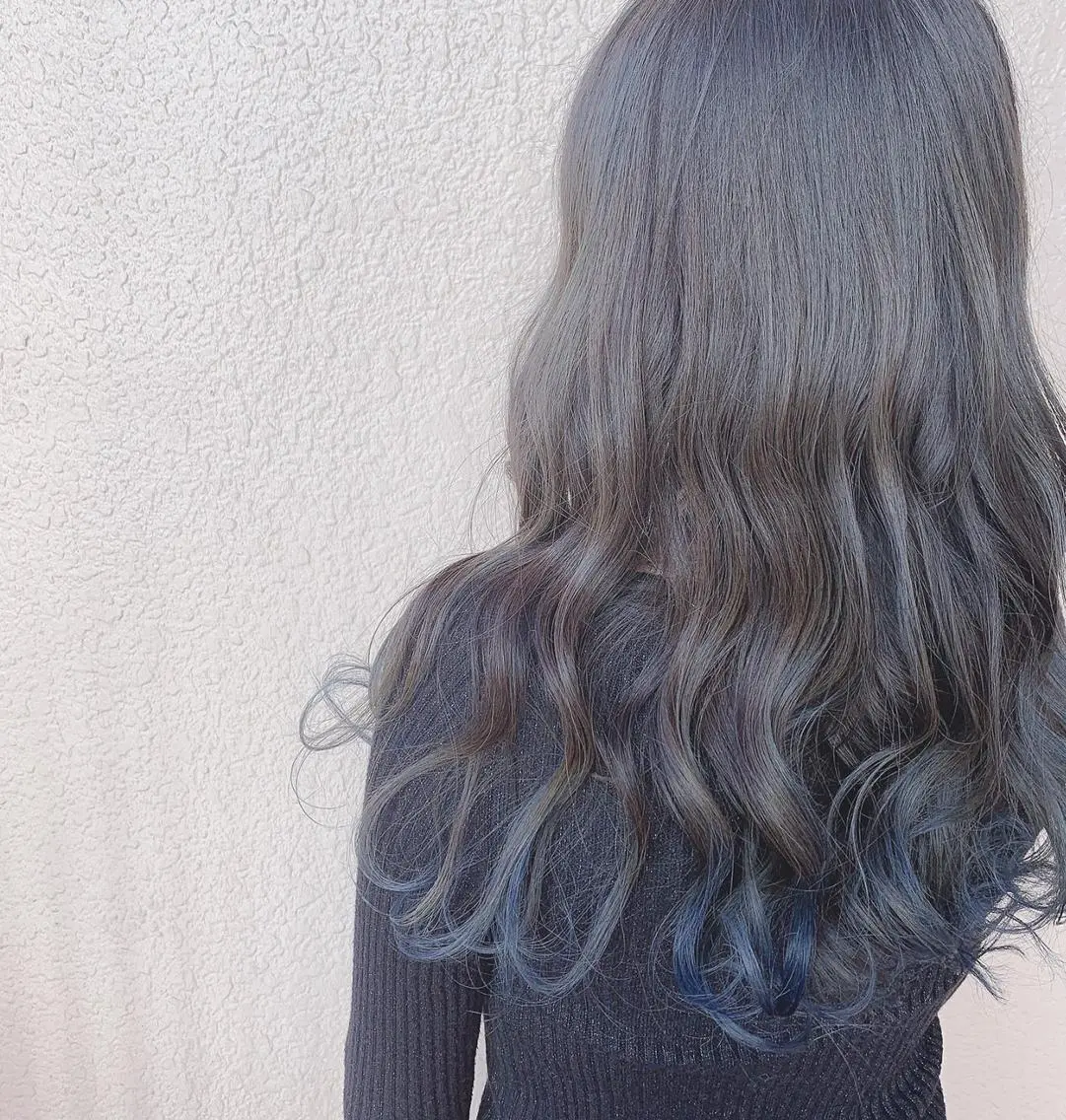 ロング カラー パーマ ヘアアレンジ 学生 ヘアカラー 新宿駅近♡友達とOK 🦋W -ワット -のヘアスタイル