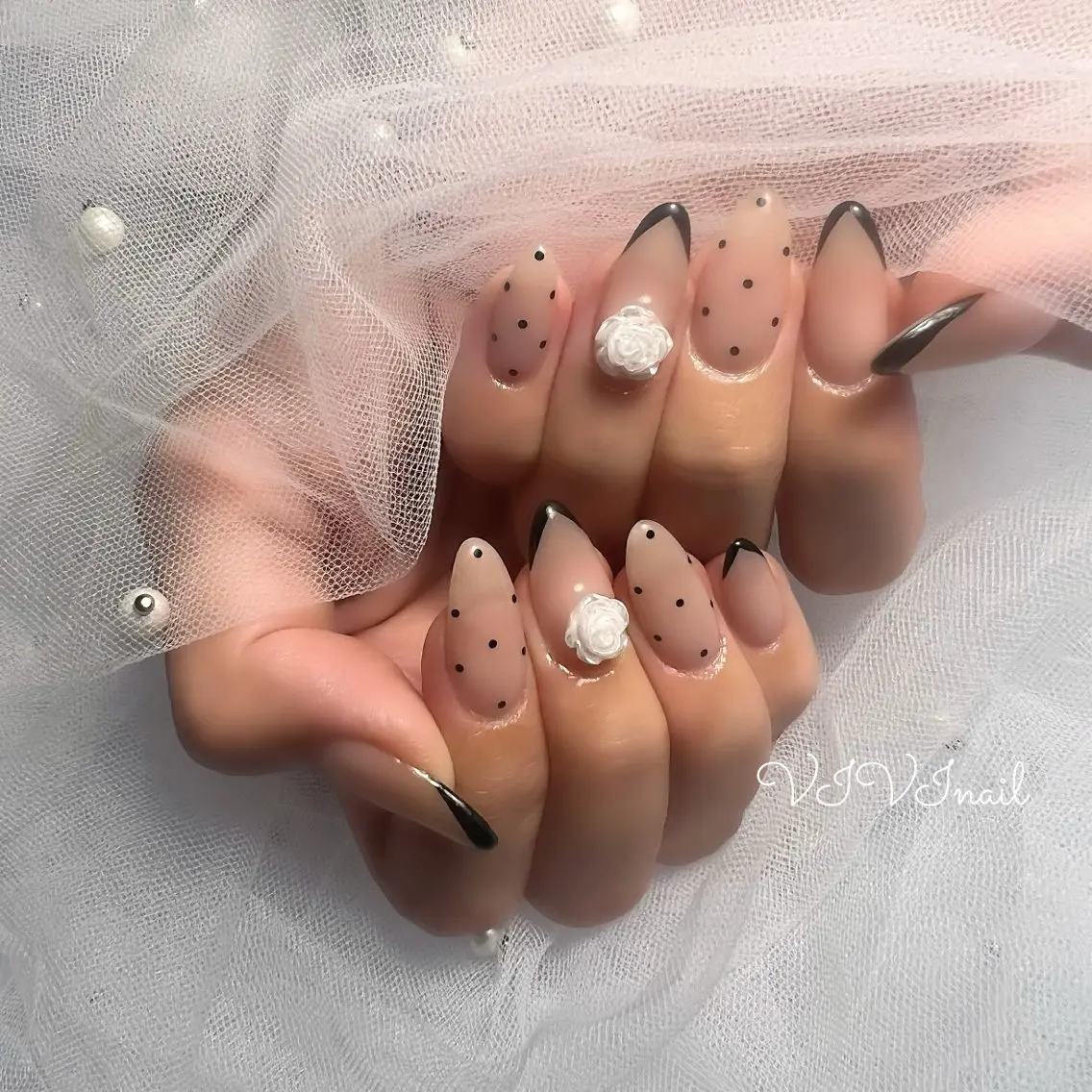ネイル フレンチネイル ハンドネイル vivi nailのネイルデザイン