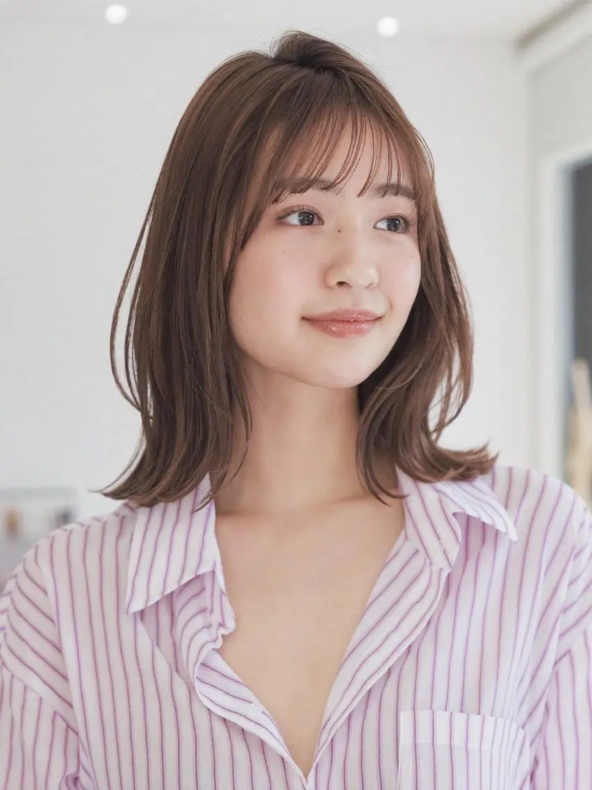 【細かく束で】ハイライトメッシュの写真