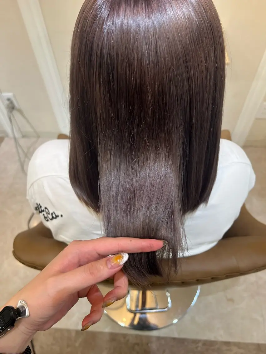 ミディアム ヘアカラー ヘアケアソムリエ MIKUのヘアスタイル