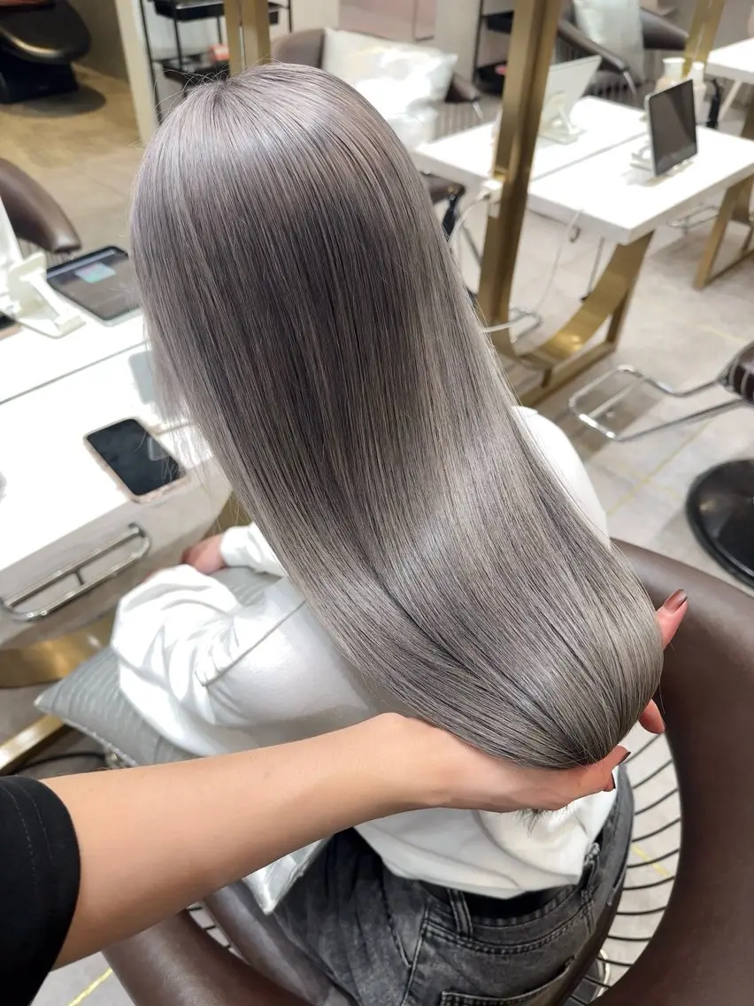 セミロング カラー ヘアアレンジ ヘアカラー トリートメント 天神/ブリーチ/ ブリーチなしカラーのヘアスタイル