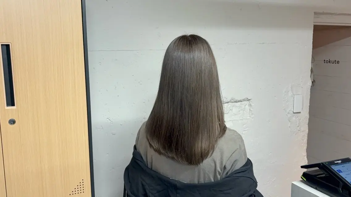 セミロング tokute 中野真咲🐺のヘアスタイル