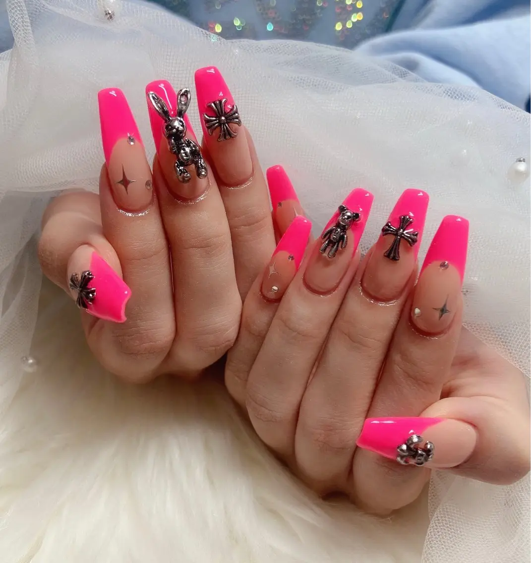 ネイル ハンドネイル ＆ME アンドミーのネイルデザイン