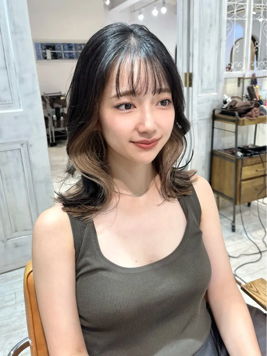 セミロング カラー パーマ ヘアアレンジ 透明感カラー グレージュ くびれヘア 韓国風ヘア 似合わせカット カット ヘアカラー トリートメント レイヤーカット ✨️進藤ひかりのヘアスタイル