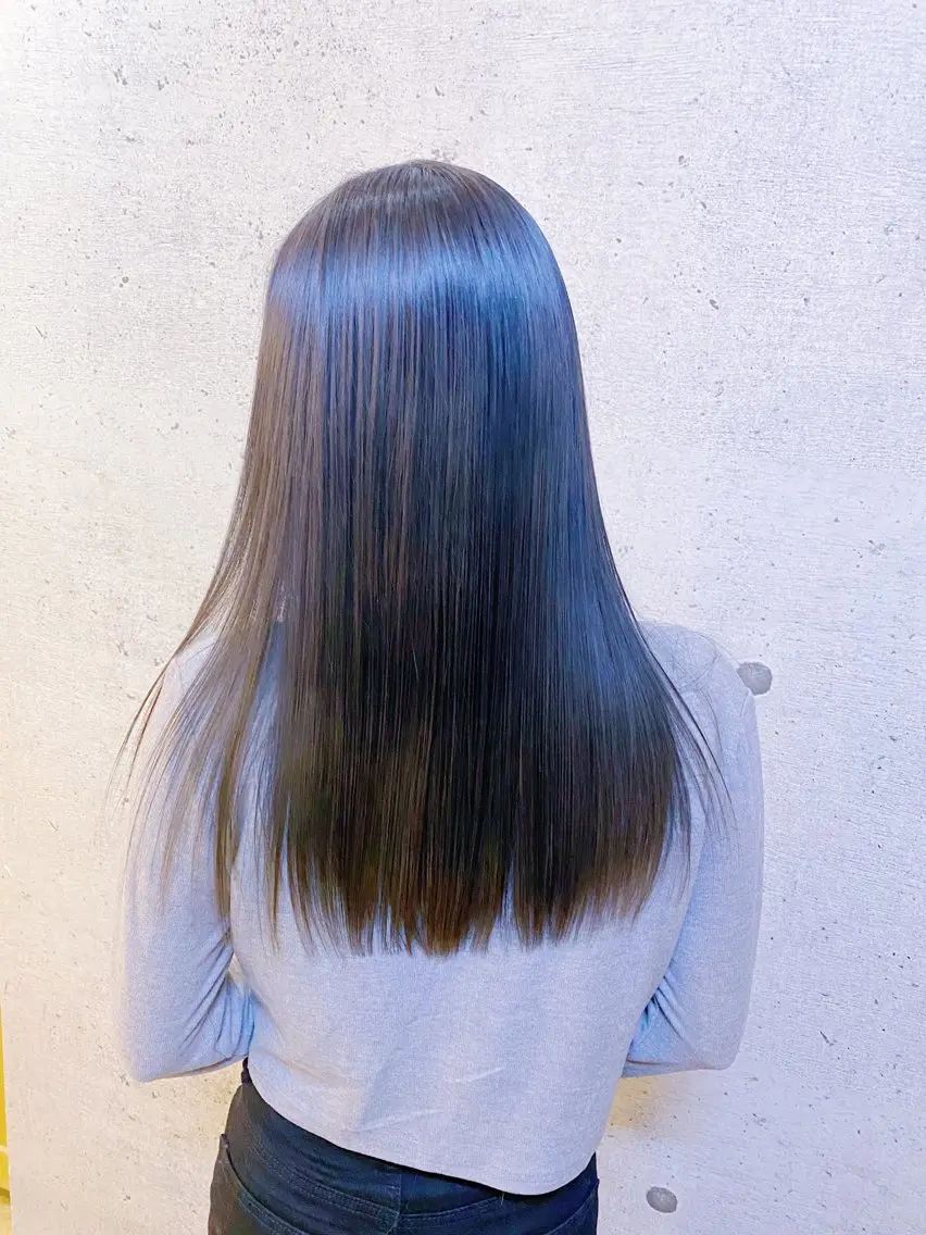 セミロング カラー カット ヘアカラー トリートメント 久保 敏之のヘアスタイル