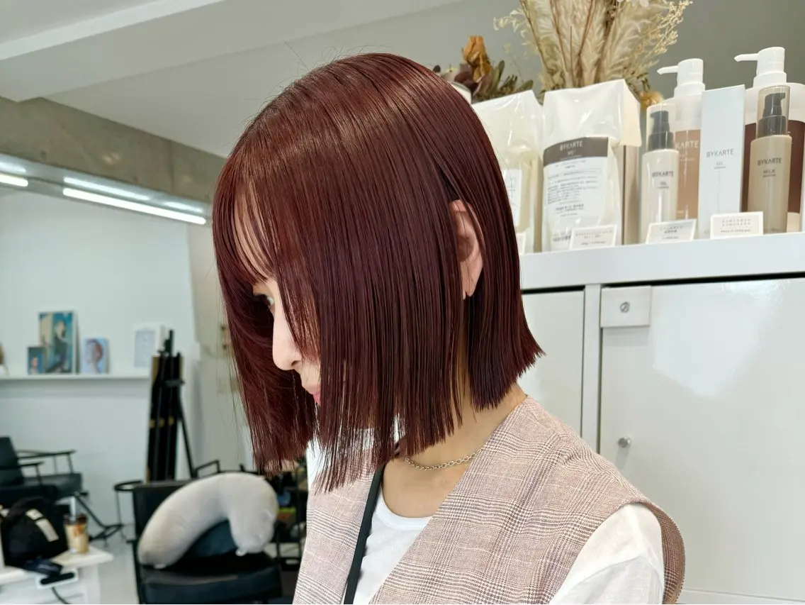 ミディアム カラー 切りっぱなしボブ オレンジ ボブ 会田有紀 /切りっぱなしボブのヘアスタイル