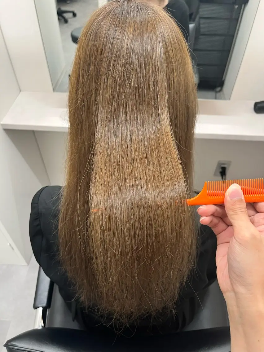 ロング カラー ベージュカラー 透明感カラー newi京都 田中洸希のヘアスタイル