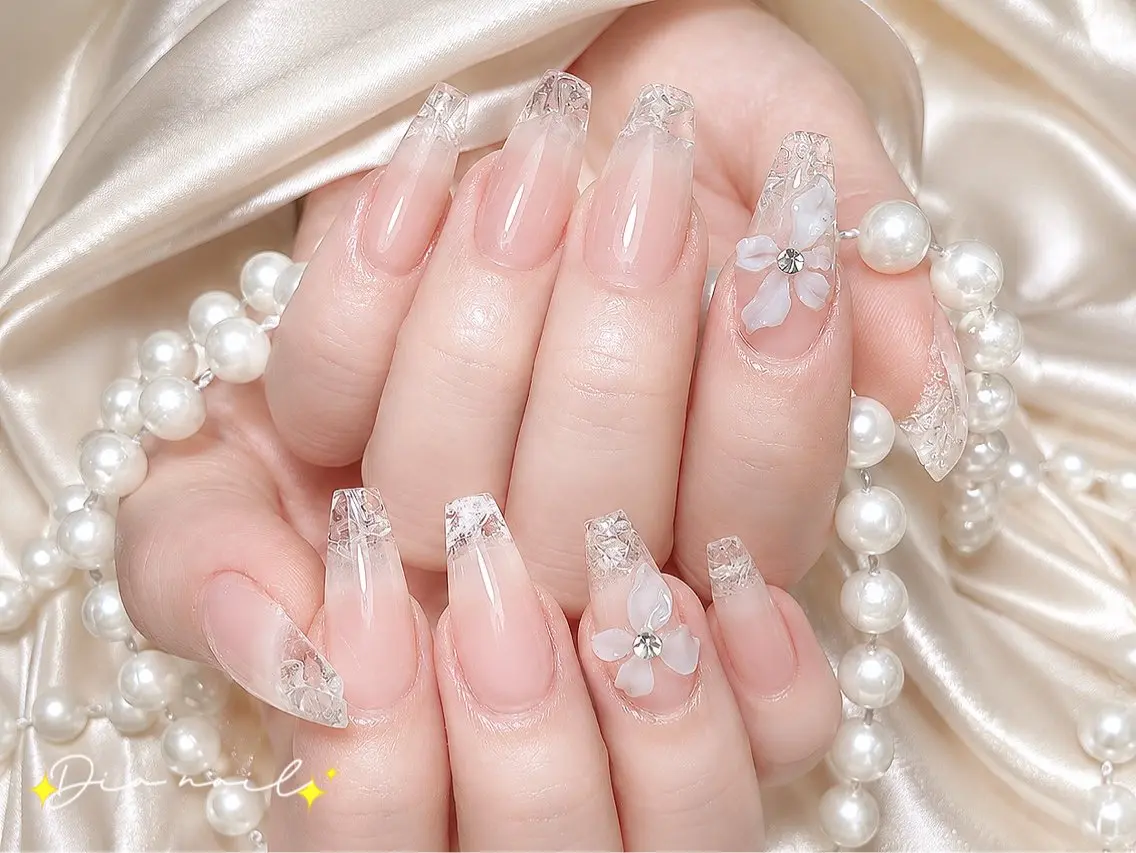 ネイル 韓国ネイル マグネットネイル ニュアンスネイル 夏ネイル ワンホンネイル ハンドネイル Di'a nail ネイルサロンのネイルデザイン