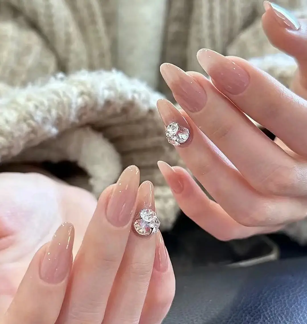 ネイル ハンドネイル MoonNail ユリ🌸のネイルデザイン