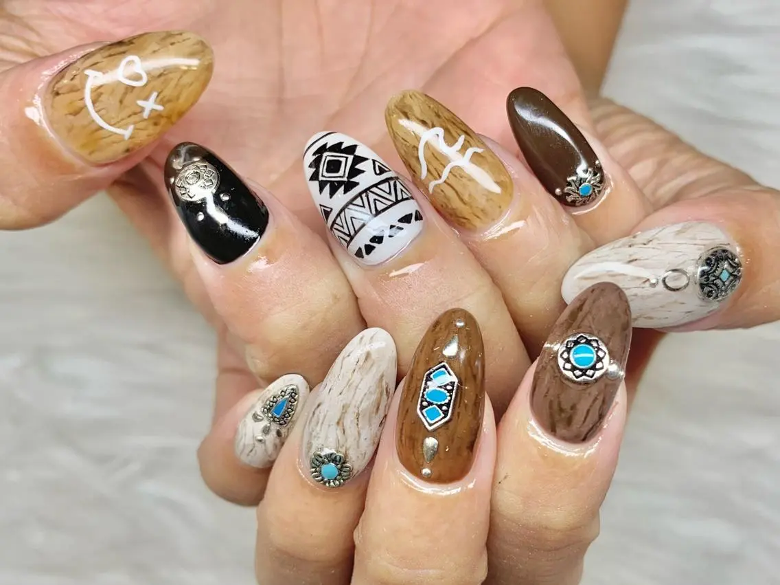 ネイル キャッツ 真美のネイルデザイン