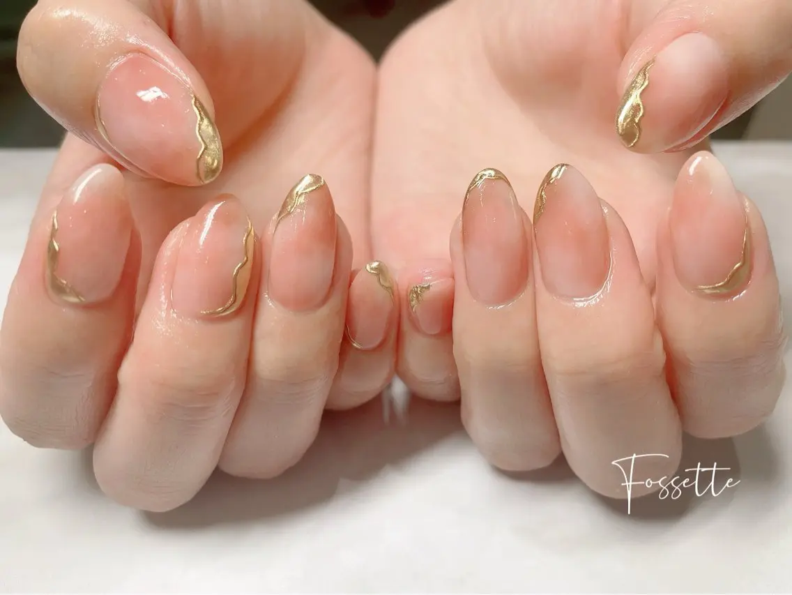 ネイル ミラーネイル ニュアンスネイル オフィスネイル ハンドネイル nailsalon Fossetteのネイルデザイン
