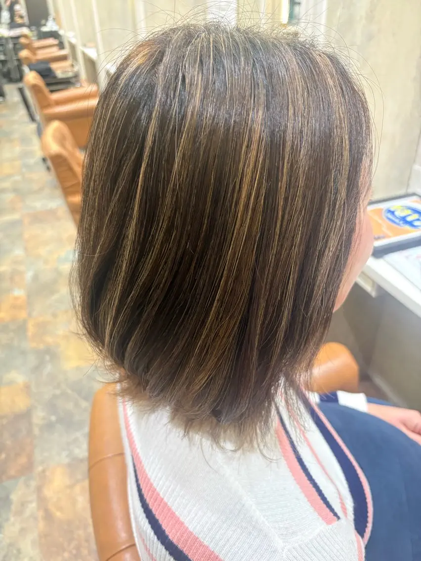 ミディアム カラー ヘアカラー 🫧美髪&髪質改善 𝔼𝕀𝕄𝕀🫧のヘアスタイル