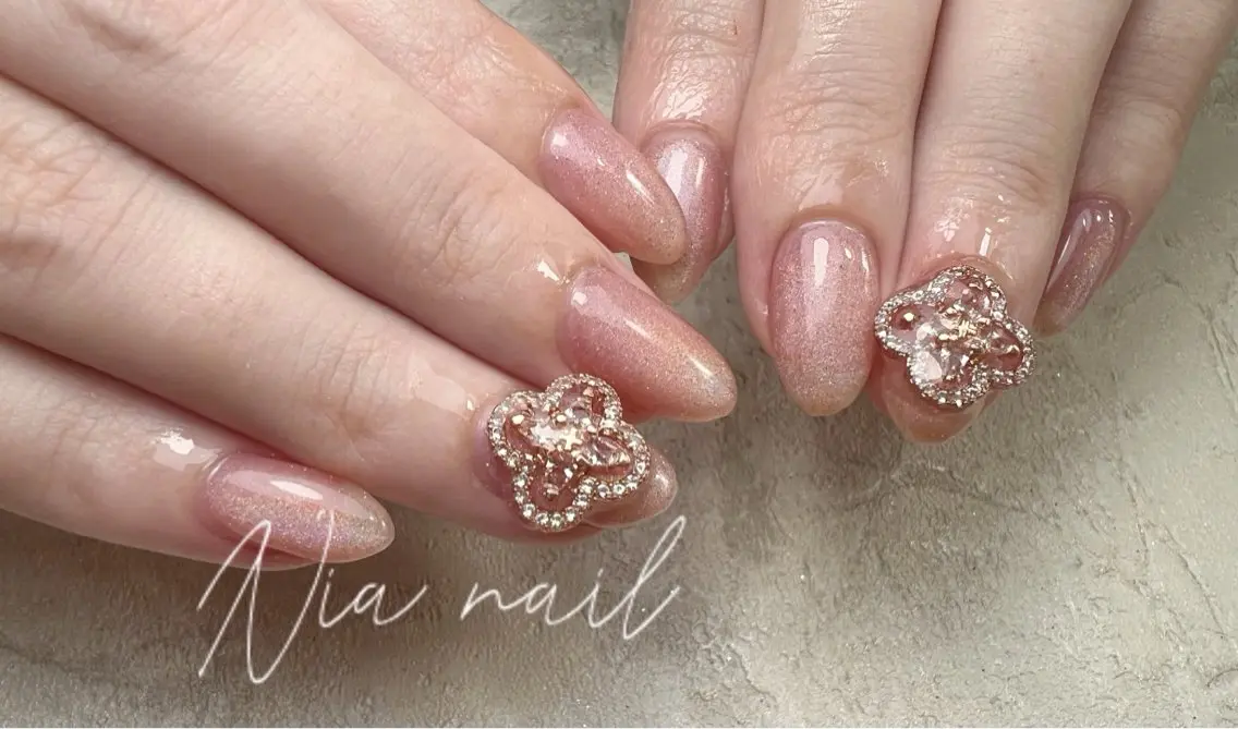 ネイル オーロラネイル マグネットネイル オフィスネイル Nia nail Fukuharaのネイルデザイン