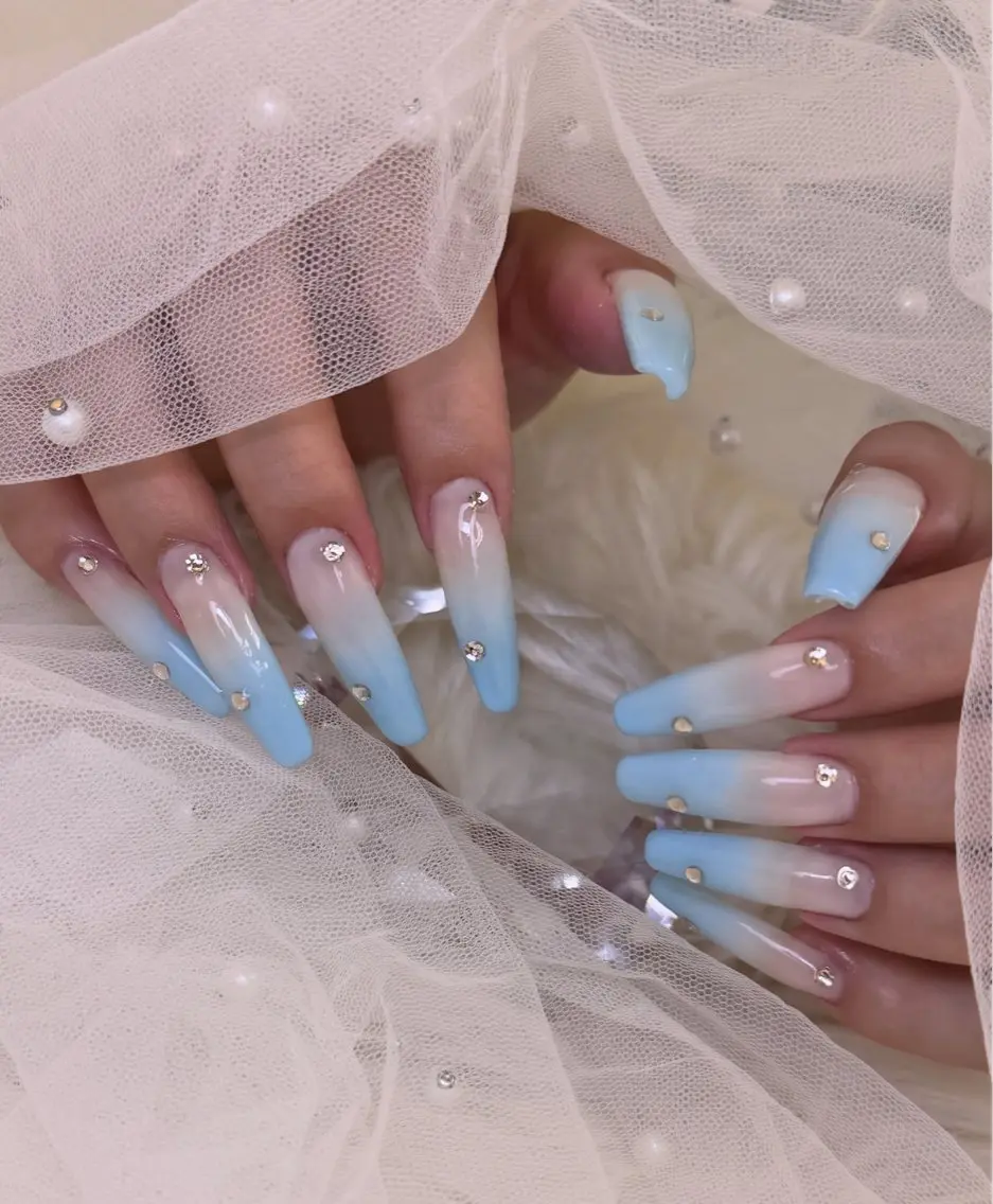 ネイル Allure Yuuのネイルデザイン