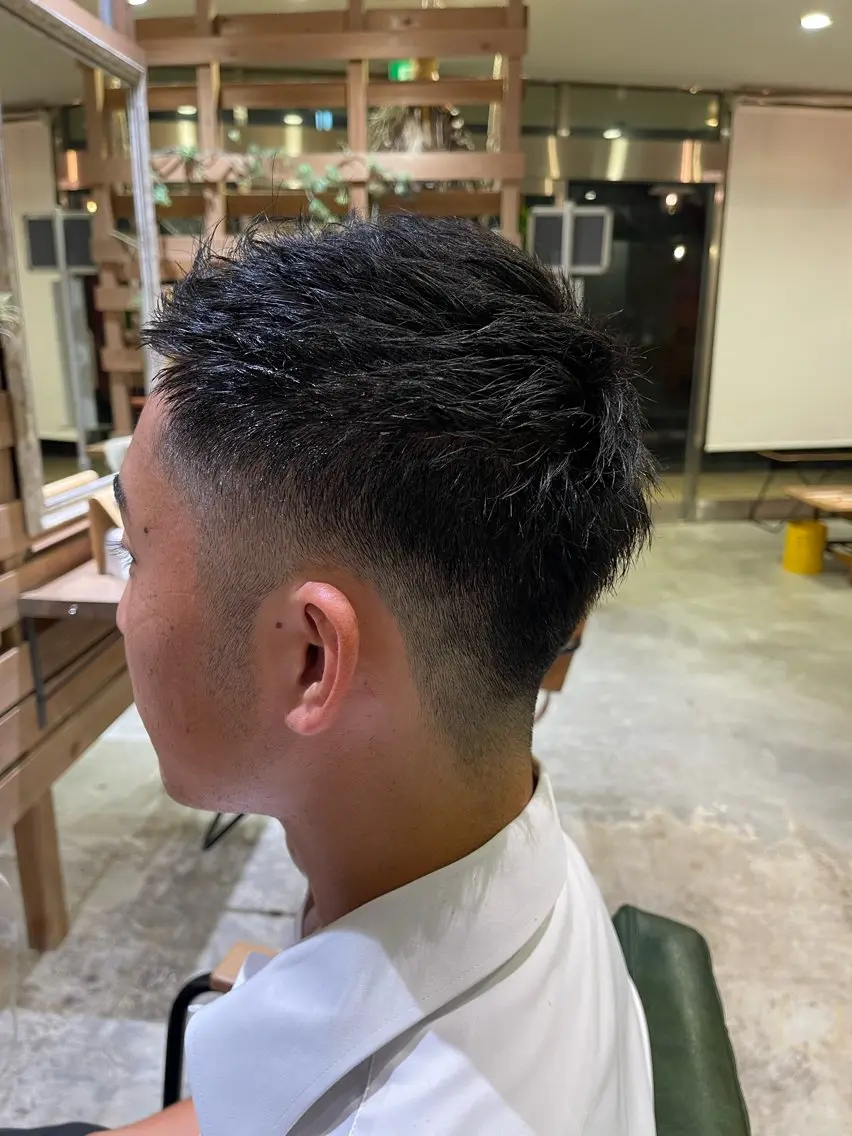 メンズ フェードカット カット 川崎 龍馬のヘアスタイル