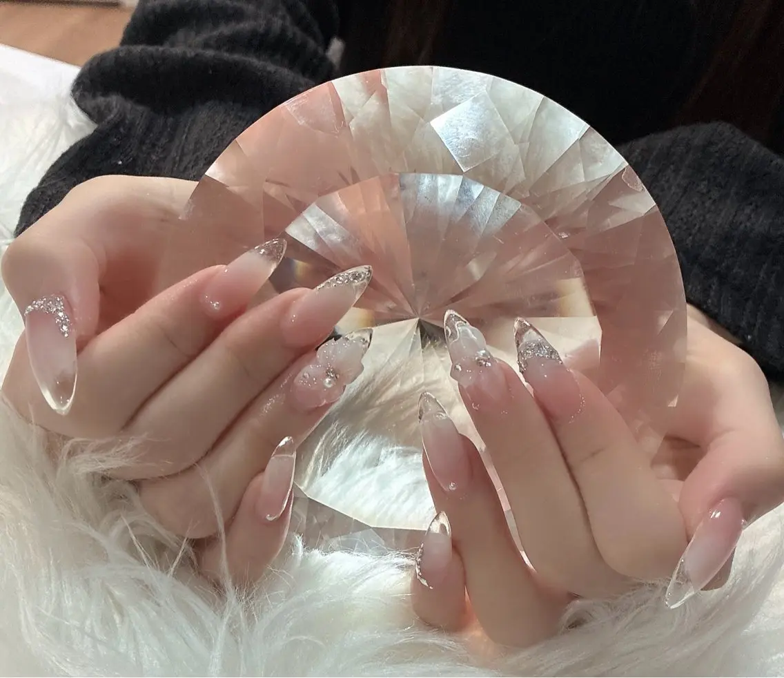ネイル ハンドネイル LoaChaton kaeのネイルデザイン