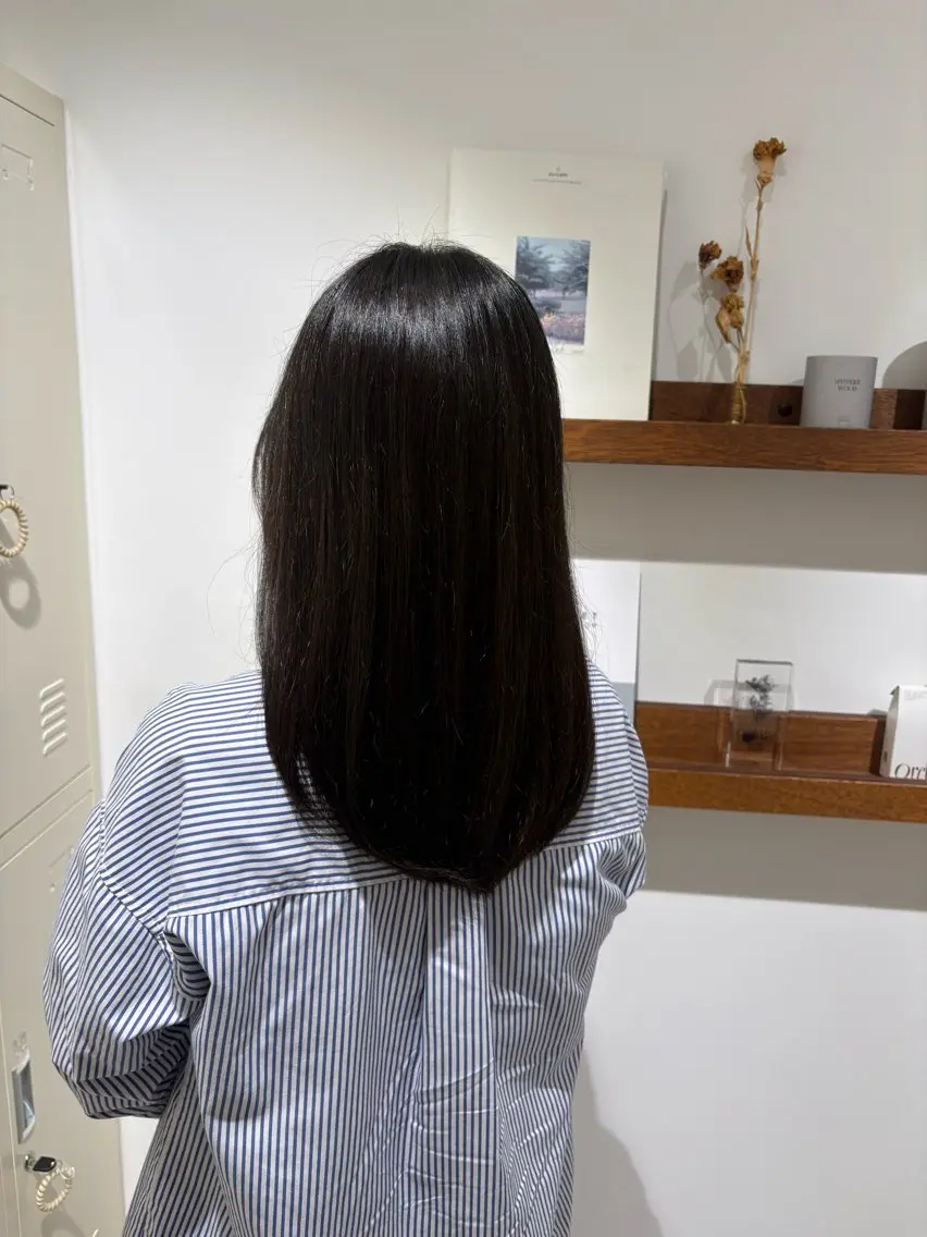 ロング 藤波 愛佳のヘアスタイル