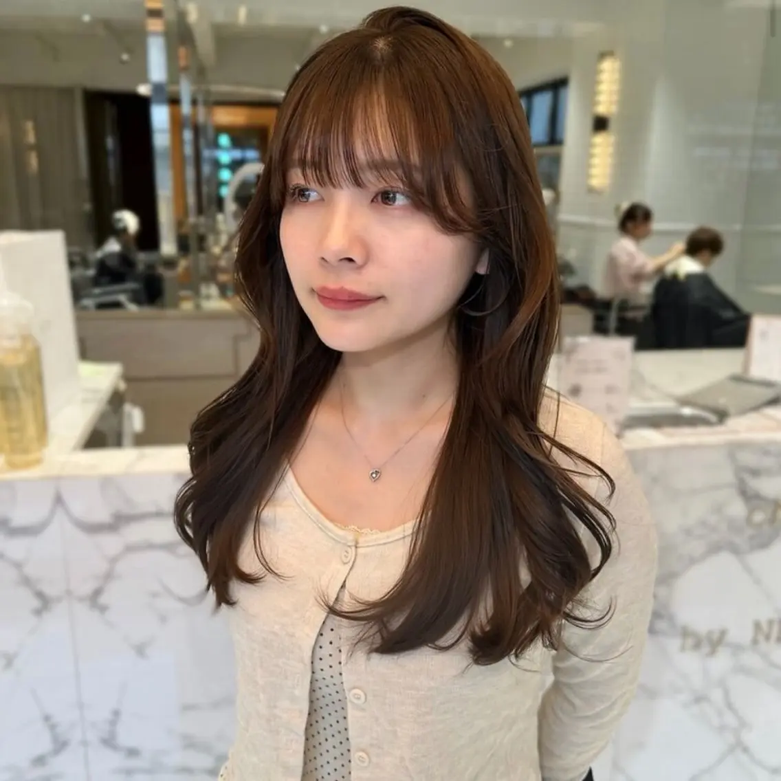 ロング カラー ベージュカラー 顔周りカット カット ヘアカラー ♡ KANON ♡のヘアスタイル