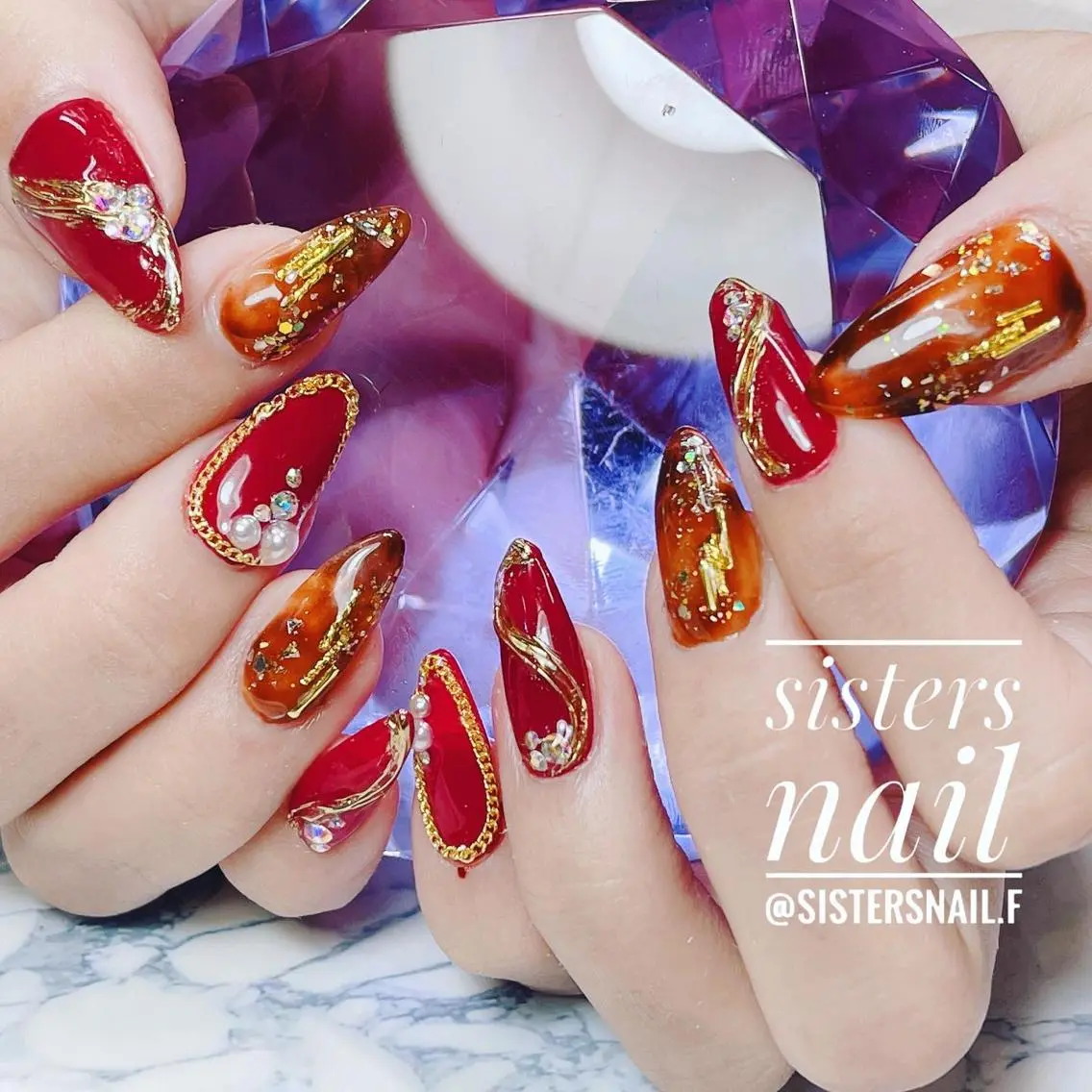 ネイル アートネイル べっ甲ネイル ボルドー 赤色 スカルプネイル sisters nail.fのネイルデザイン