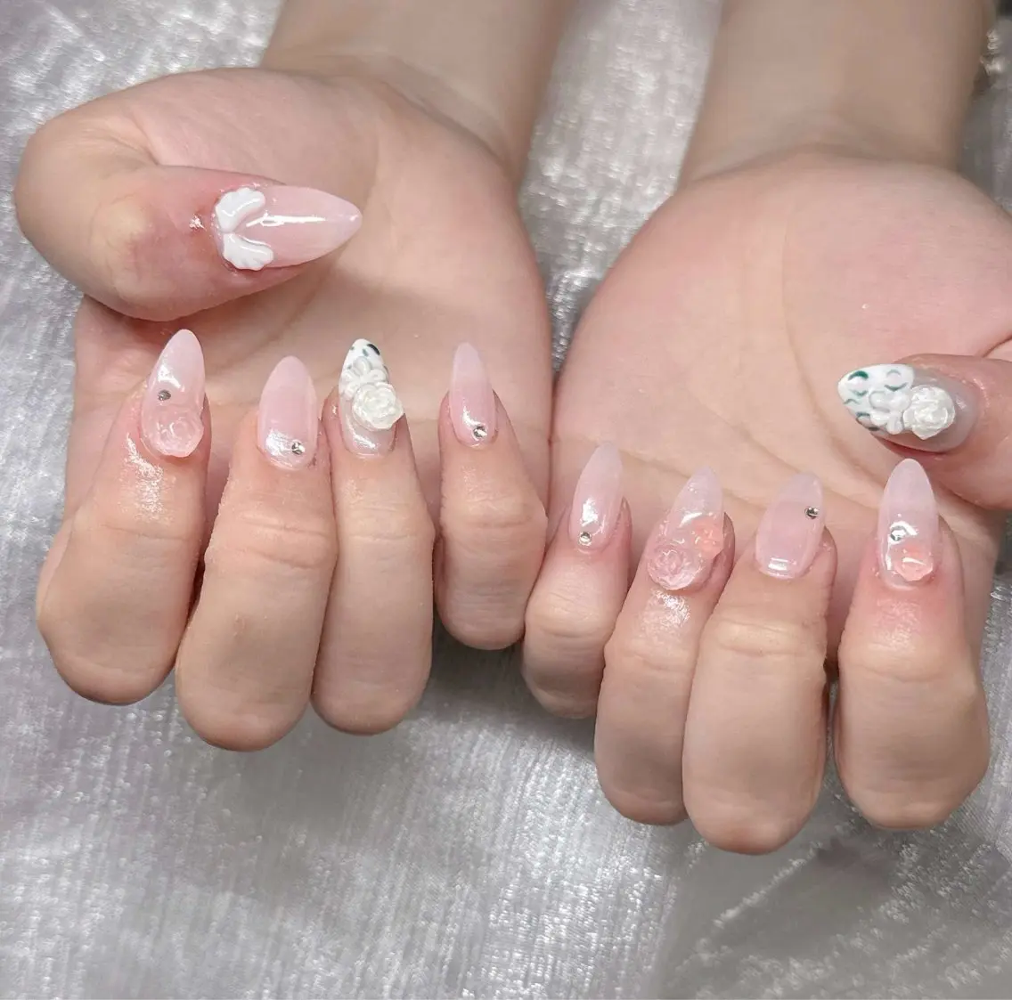 ネイル 長さ出し グラデーション 卒業式 キラキラネイル マグネットネイル ハンドネイル Lee Nailsのネイルデザイン